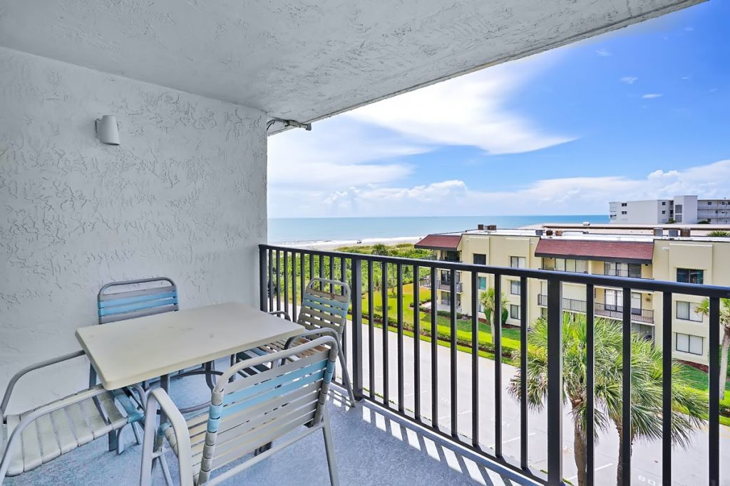 Cape Winds Condo Rental 511 in Cape Canaveral, FL ⋆ Cape Winds Resort