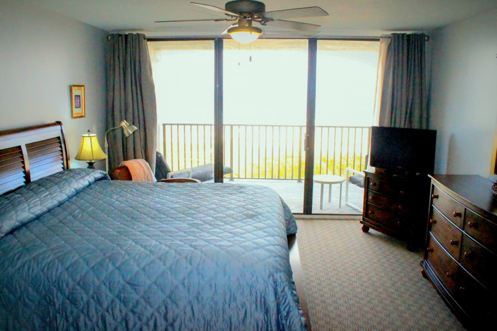 beach-condo-rental-room406-04